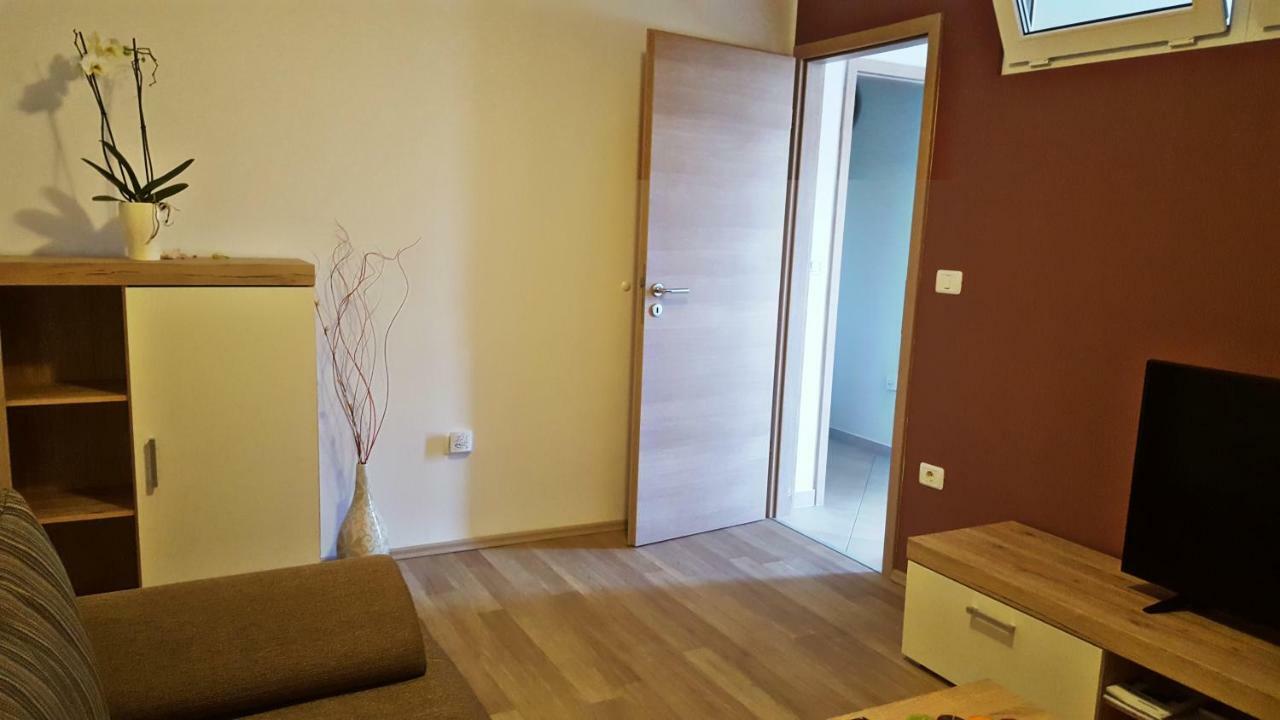Apartment Tara Pula Eksteriør billede