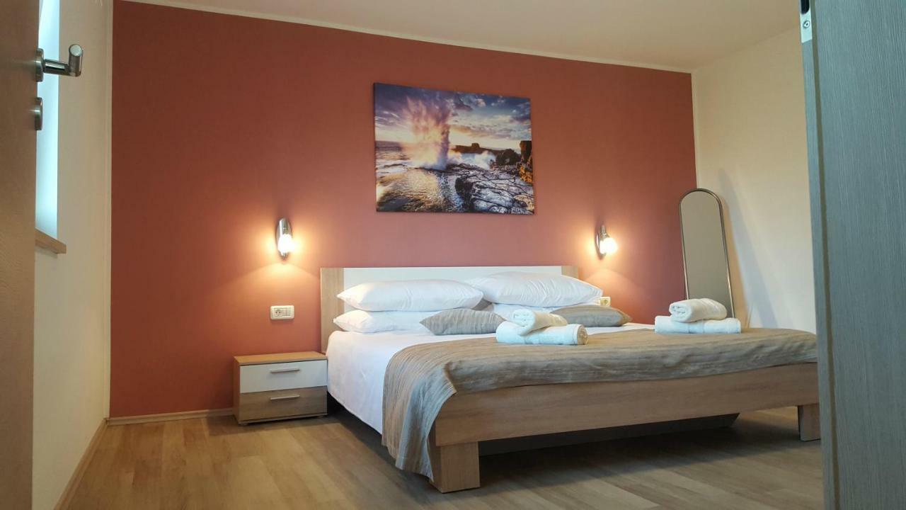 Apartment Tara Pula Eksteriør billede